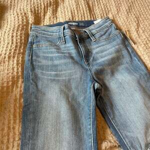 Old Navy Ballerina Jeggings - Built-In Tough - Light Wash, Size 10- NWT